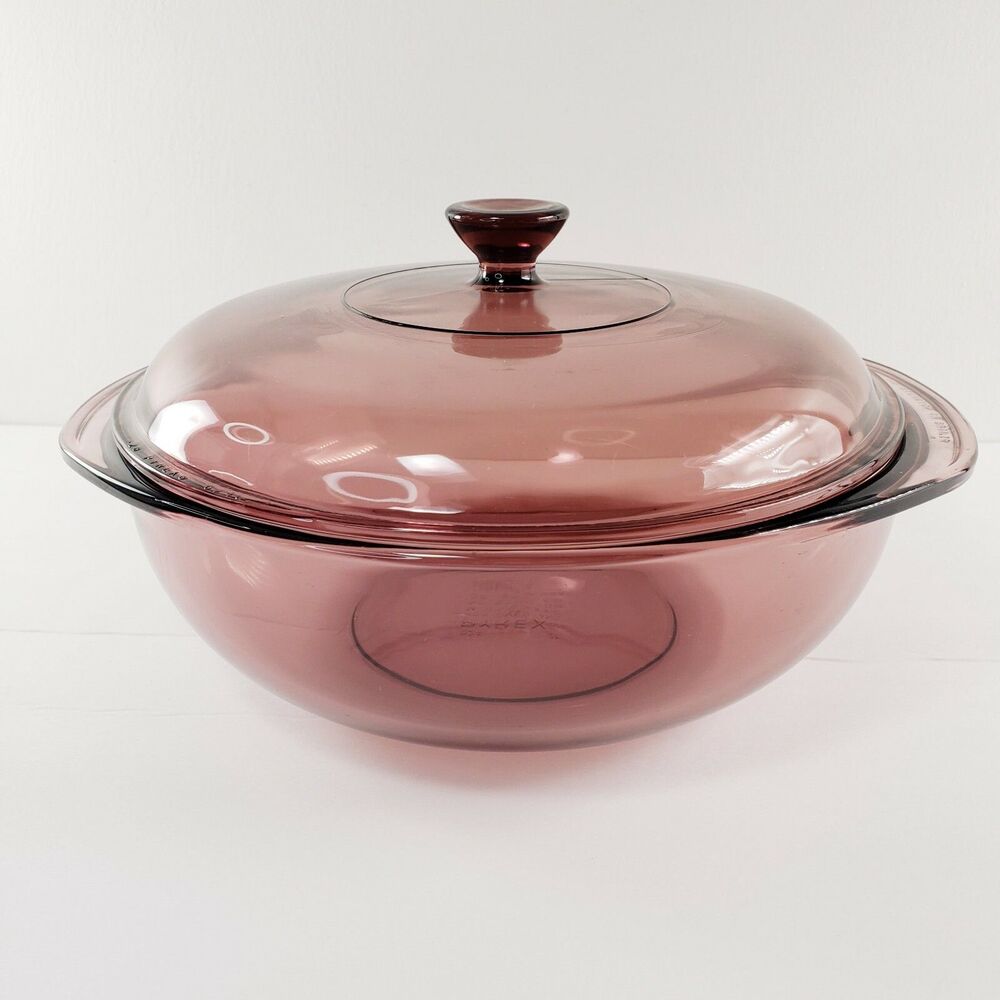 Vtg Pyrex Cranberry Glass 2 Quart Casserole Dish w/ Lid Round Baking Cookware